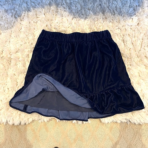 J CREW navy velvet mini skirt with ruffle hem NWOT - Picture 7 of 7